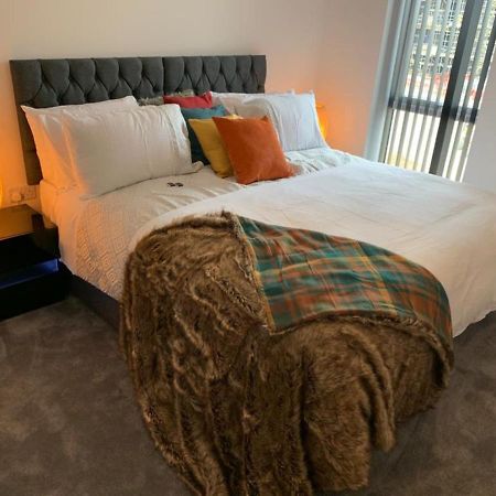 Lakeside 2 Bed Luxury Apartment No Parties No Events Early Check-In Late Check- Out Allowed Уест Търок Екстериор снимка